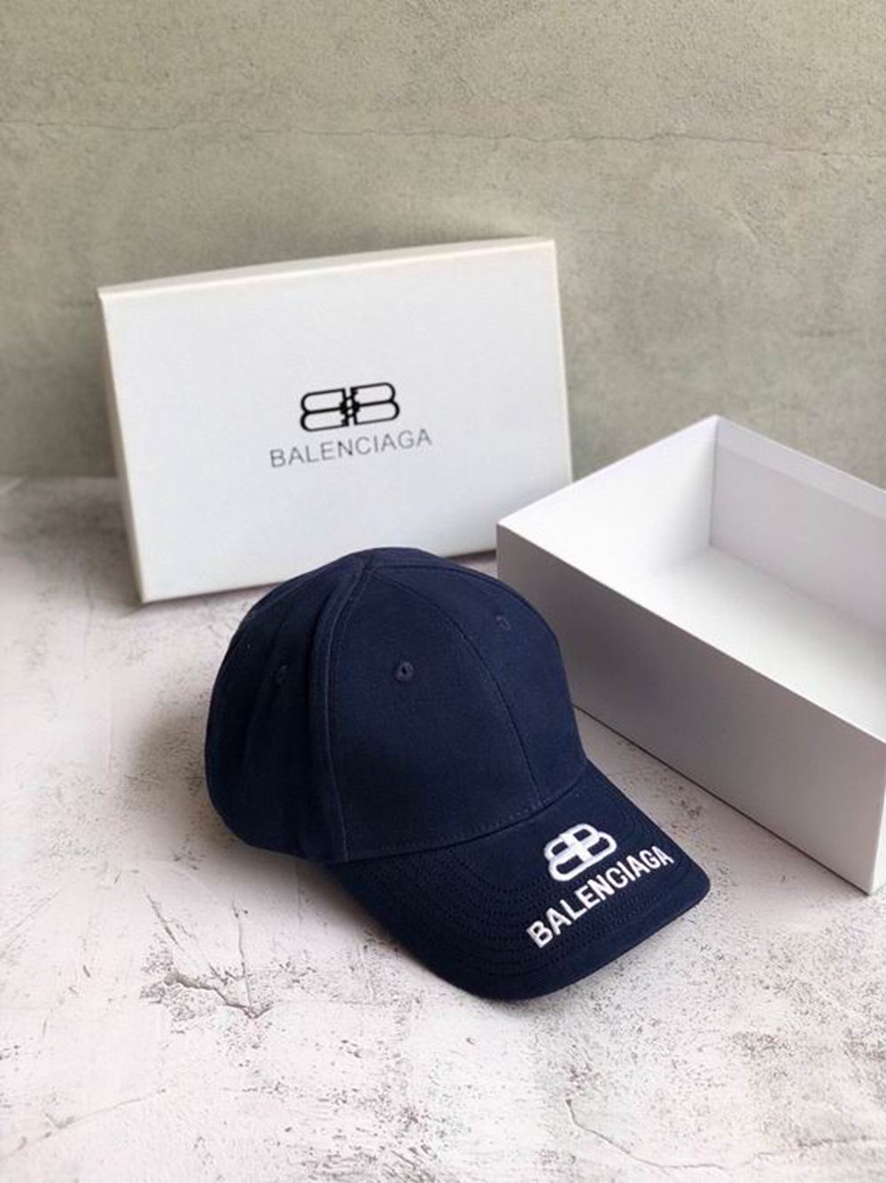 Ba1en*iaga Hat